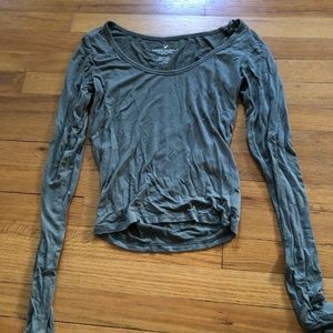 Long sleeve crop top